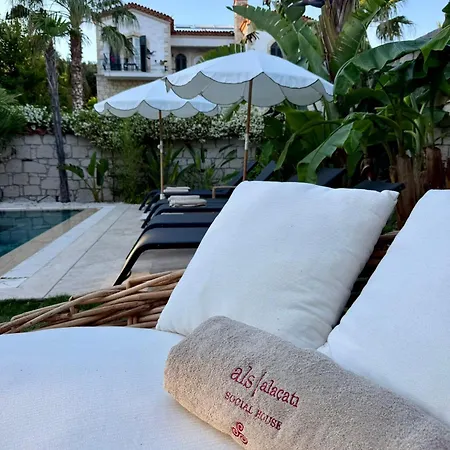 Hotel Moranka By Als 3*
