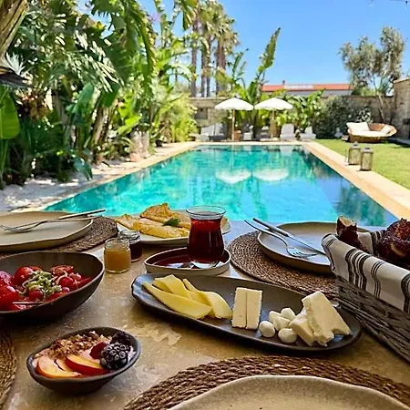 Hotel Moranka By Als 3*